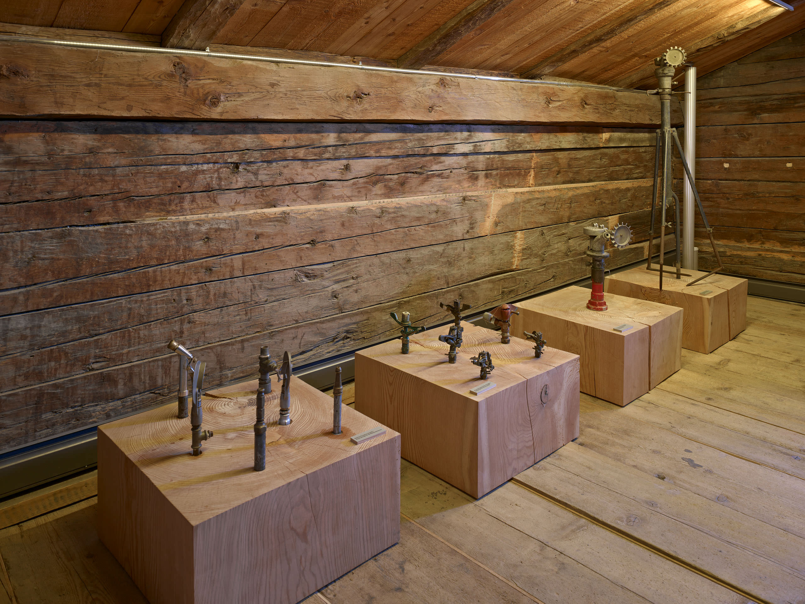 E13451 ALPA 038775 j2560